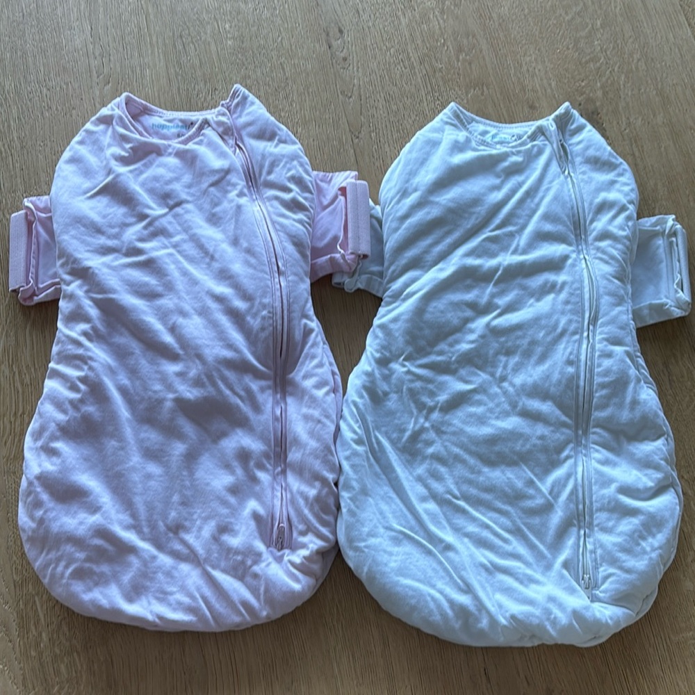 2 Snoo Comforter sleep sacks - small